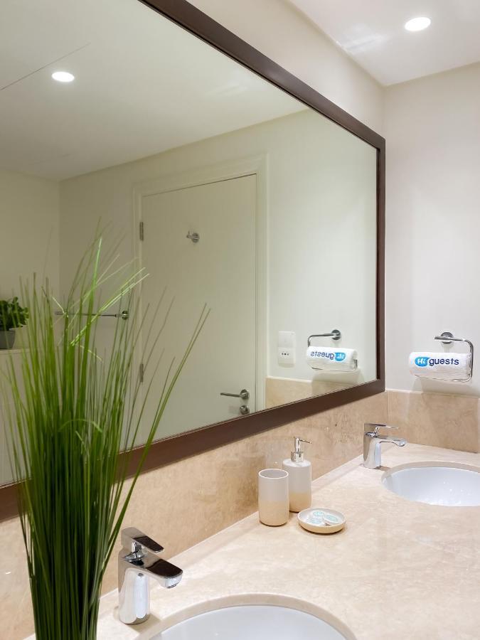 Higuests - Elegant Apt With Terrace Minutes From Burj Khalifa دبي المظهر الخارجي الصورة